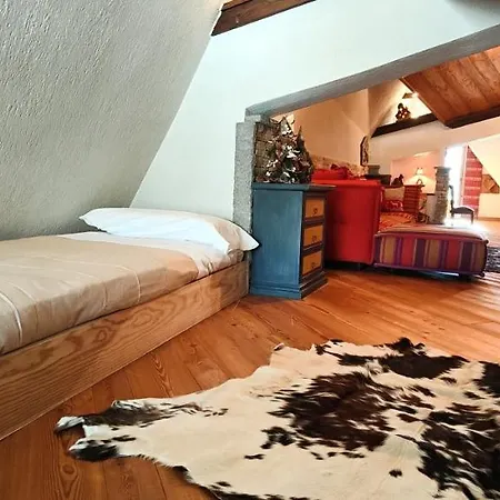 Hostdomus - Weekend Apartman Pragelato