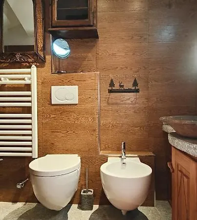 Hostdomus - Weekend Apartman Pragelato